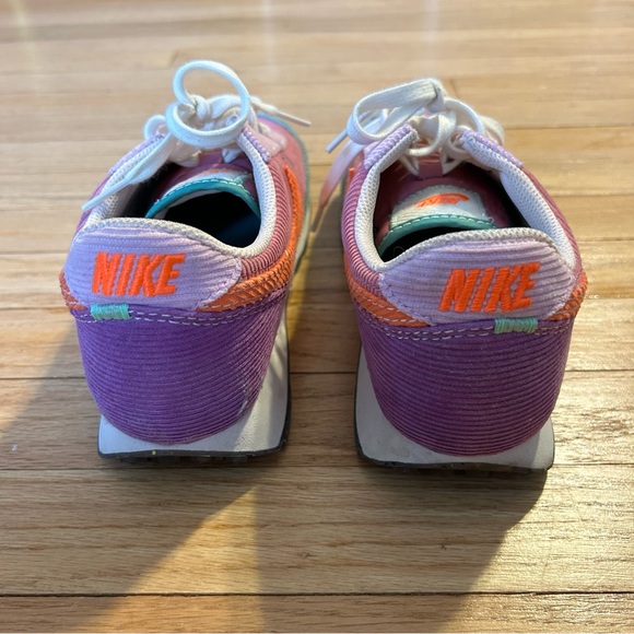 Nike Daybreak Corduroy Desert Berry Sneakers - Picture 5 of 7